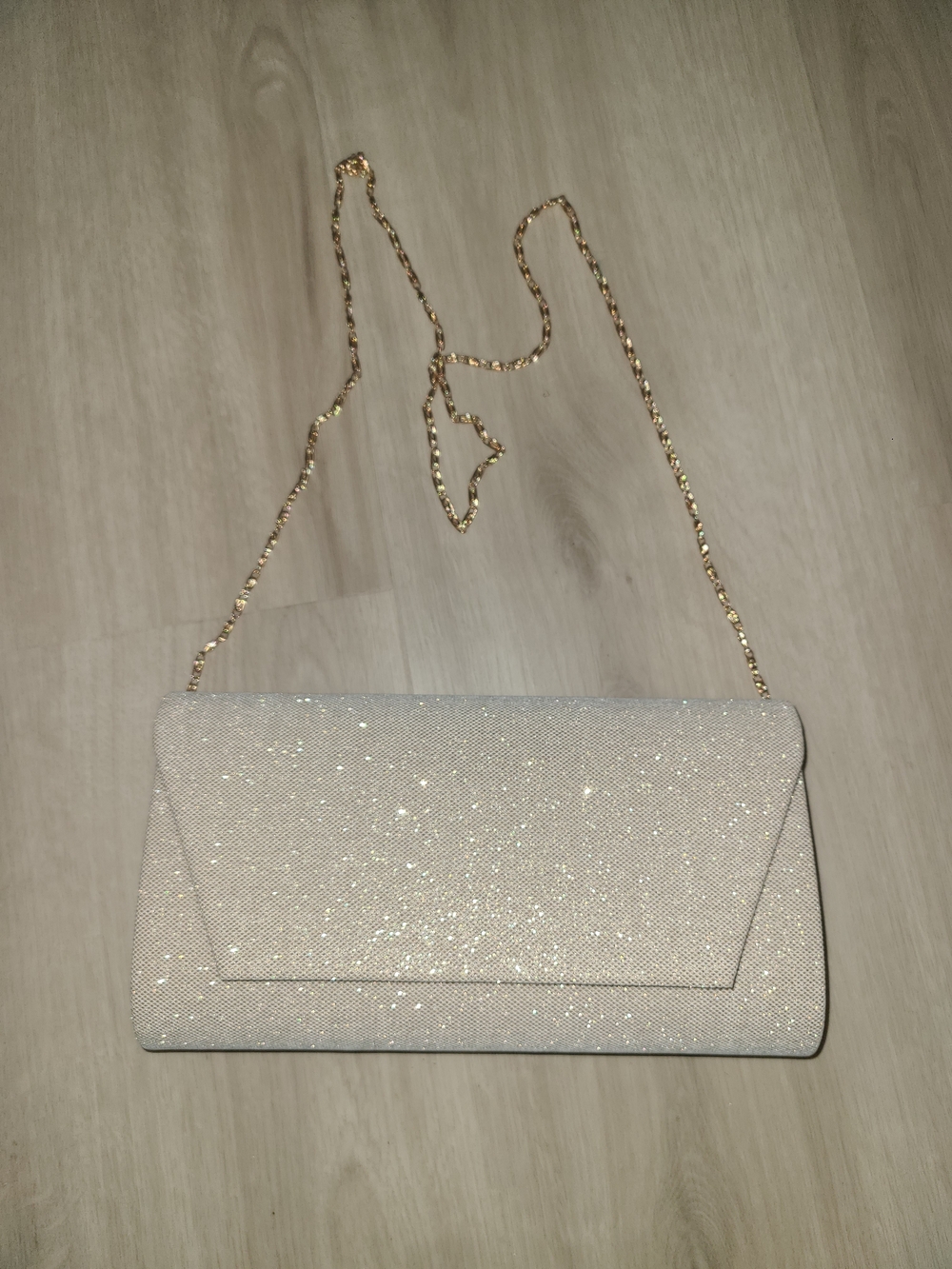 Chic Glitter Envelope Clutch with Gold Chain - Cream